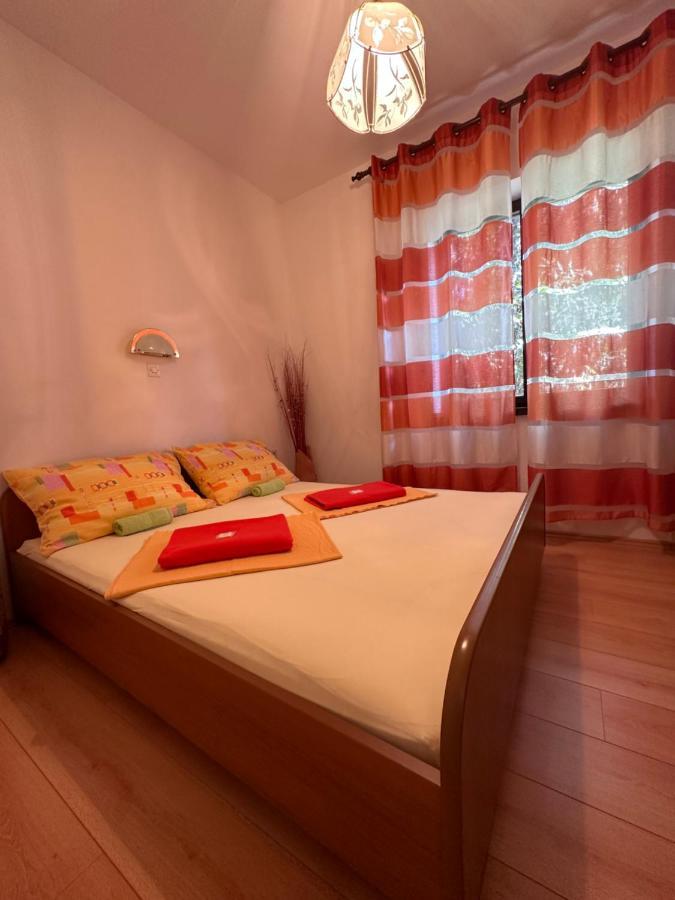 Apartmani Tariba Banjol Zewnętrze zdjęcie